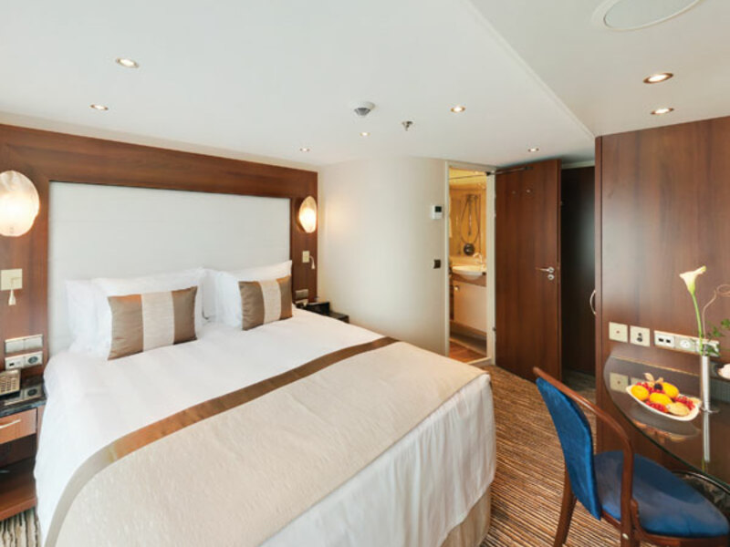 Category 2 | Ruby Deck